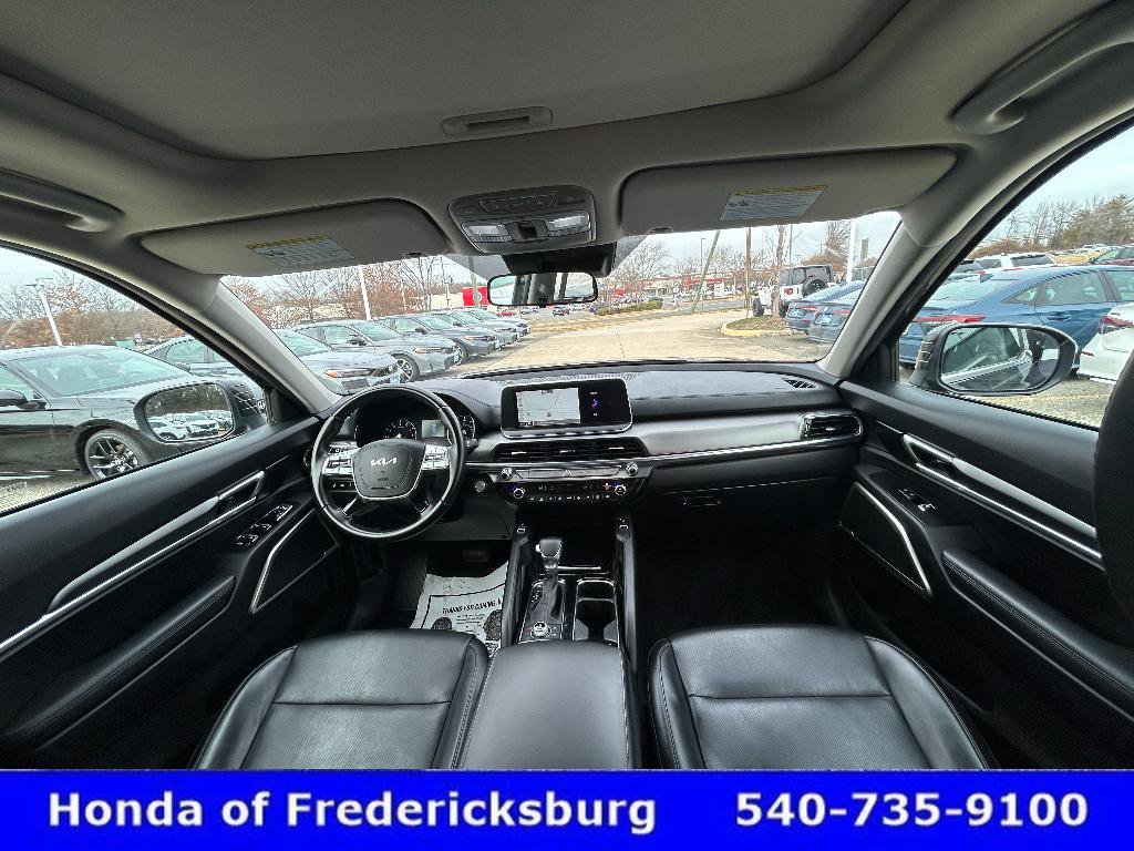 Used 2022 Kia Telluride S image 32