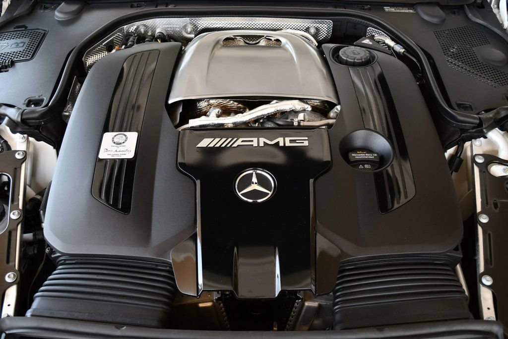 Used 2024 Mercedes-Benz SL 55 AMG 4MATIC image 90