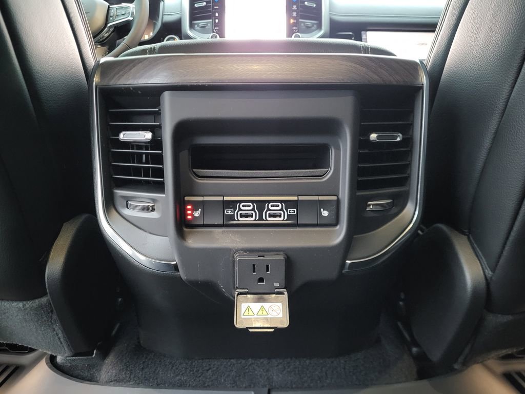 New 2026 RAM 1500 Laramie w/ Night Edition AWD/4WD image 33