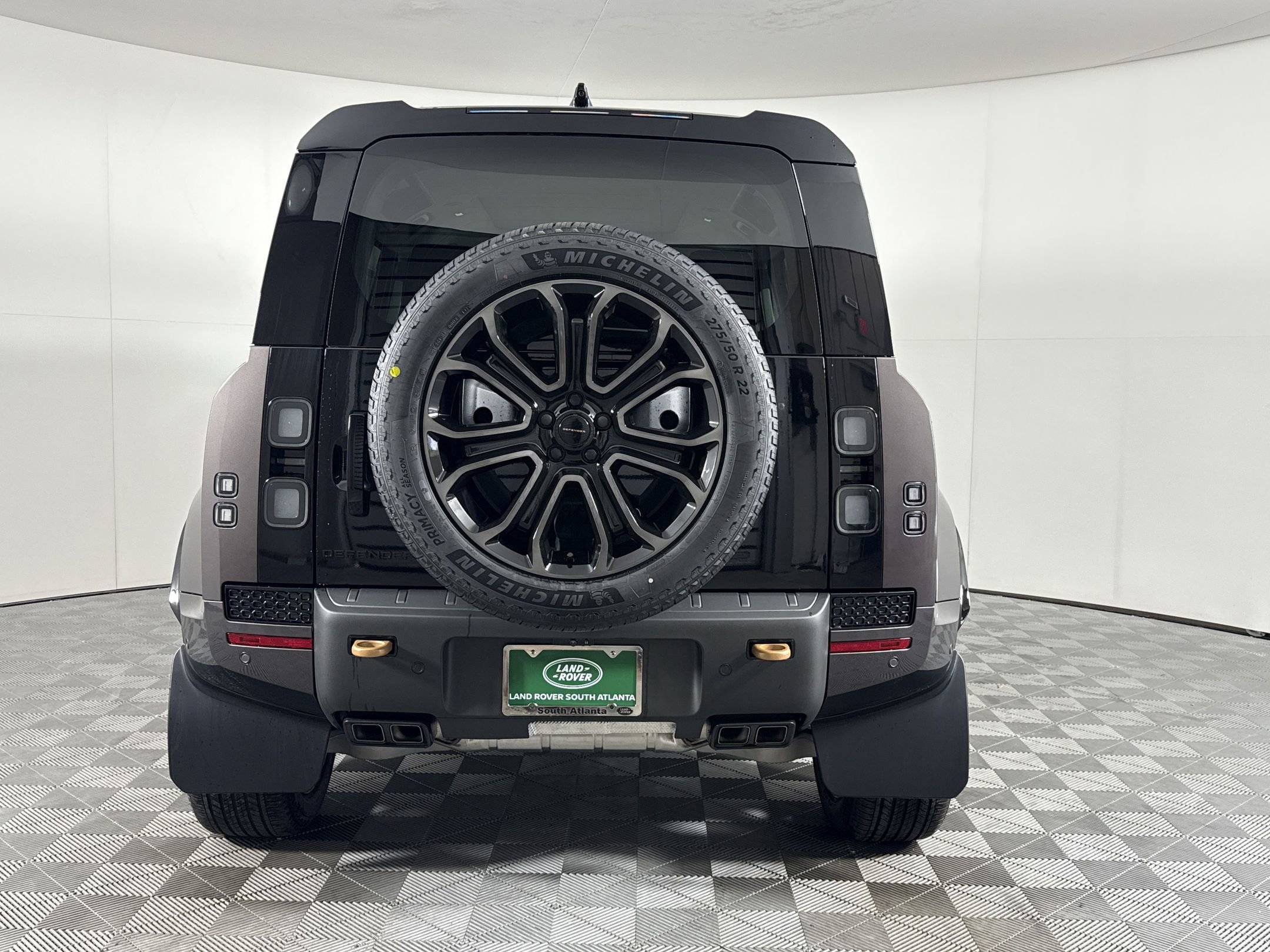 New 2026 Land Rover Defender 110 OCTA image 10