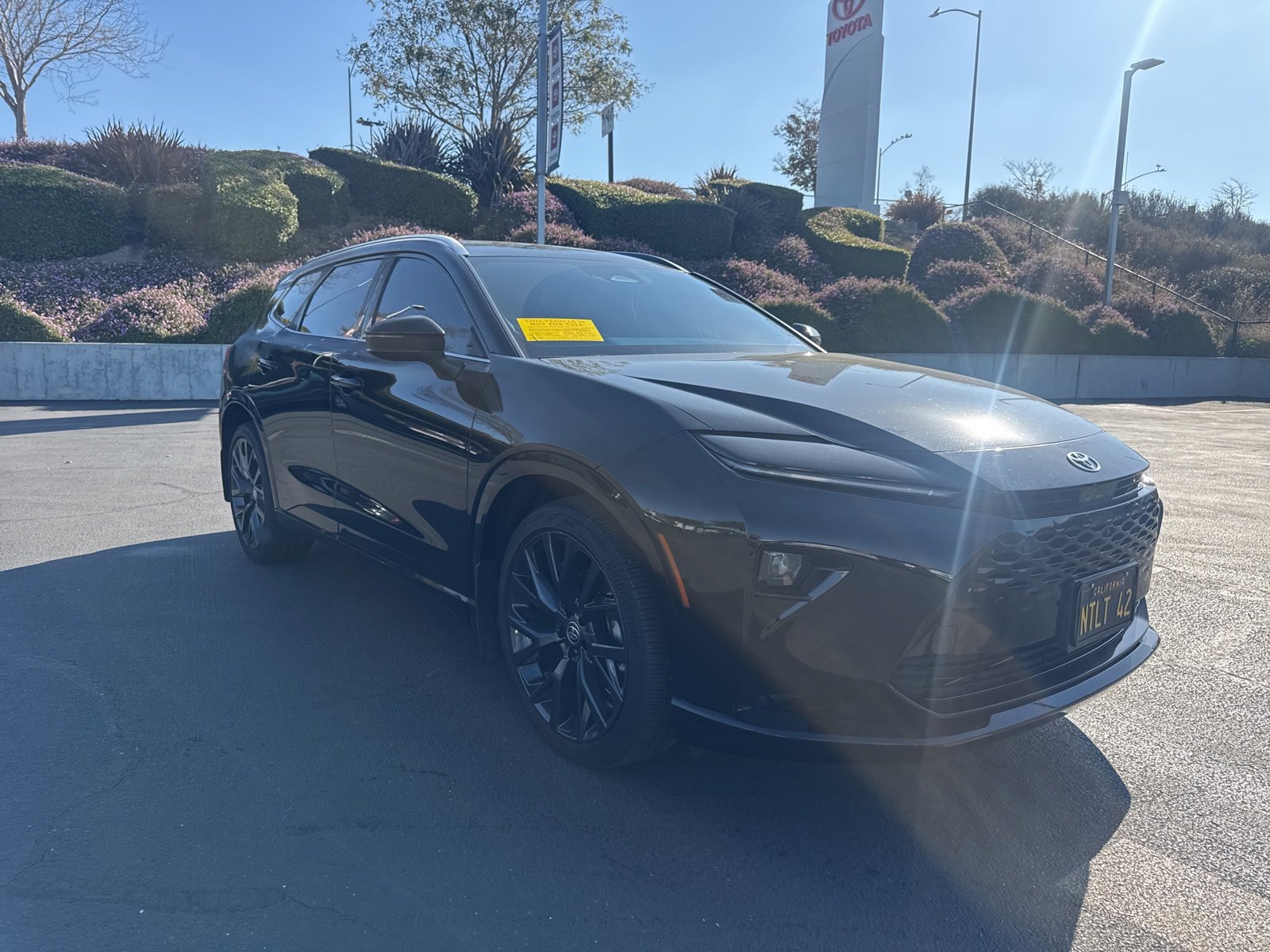 Used 2025 Toyota Crown Signia