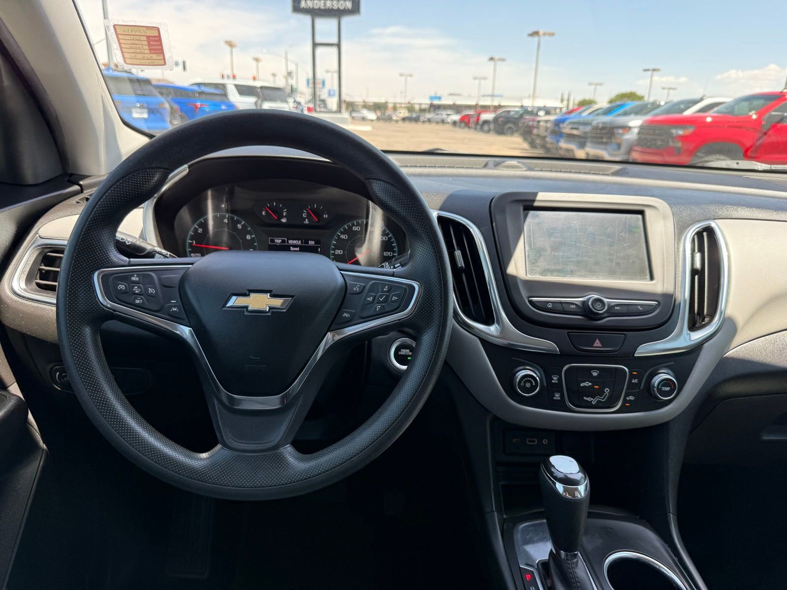 Used 2021 Chevrolet Equinox LS w/ LS Convenience Package FWD image 16