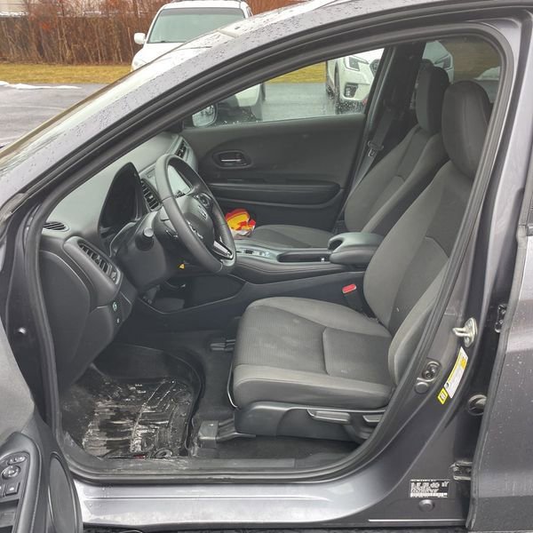 Used 2020 Honda HR-V Sport image 23