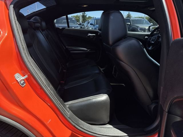 Used 2016 Dodge Charger R/T w/ Plus Group RWD image 27