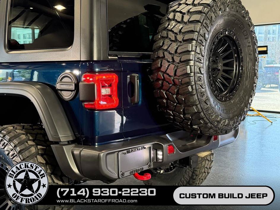 Used 2025 Jeep Wrangler Unlimited Rubicon AWD/4WD image 10