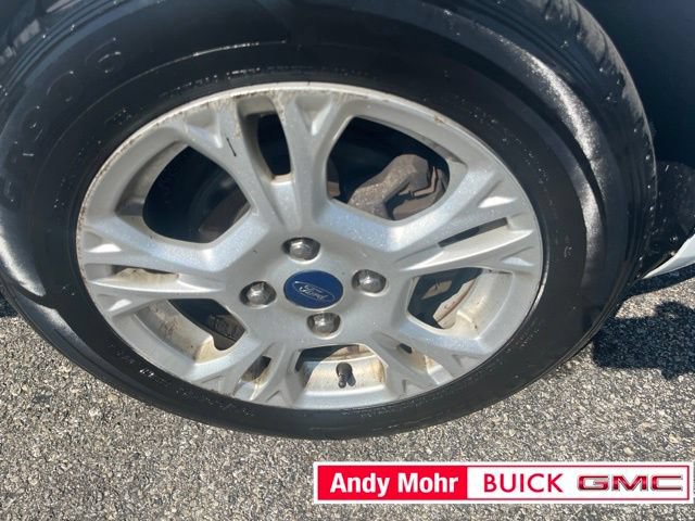 Used 2015 Ford Fiesta SE w/ Comfort Package FWD image 13