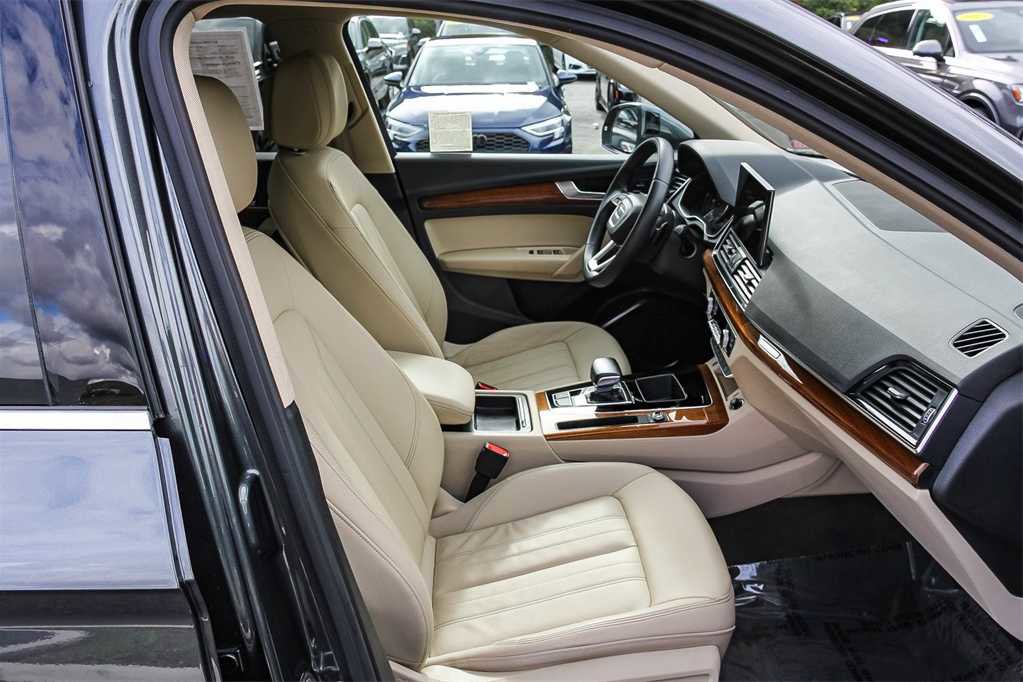 Used 2022 Audi Q5 2.0T Premium image 17