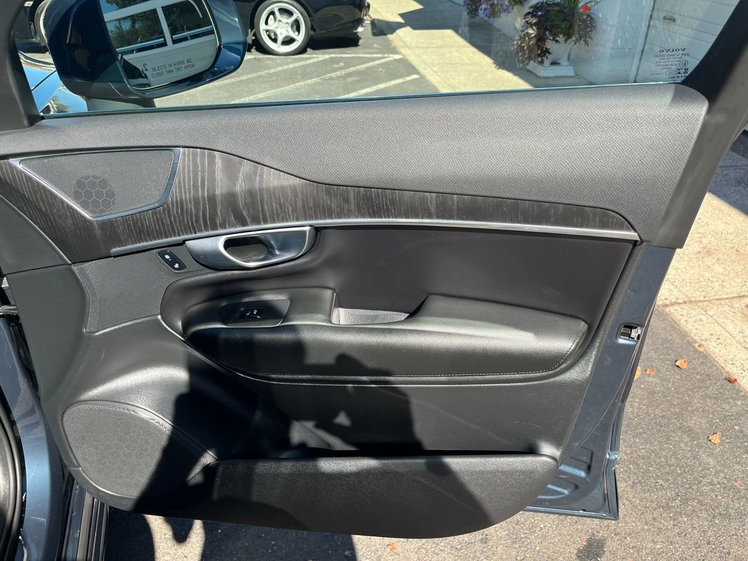 Used 2020 Volvo XC90 T5 Momentum image 20