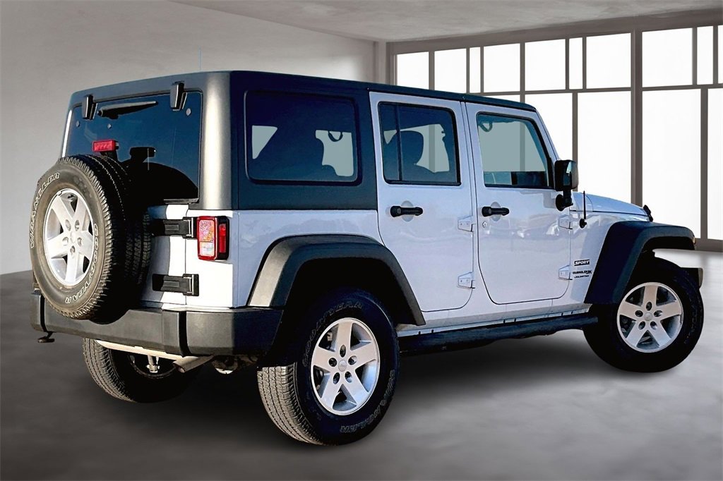 Used 2018 Jeep Wrangler Unlimited Sport S image 2