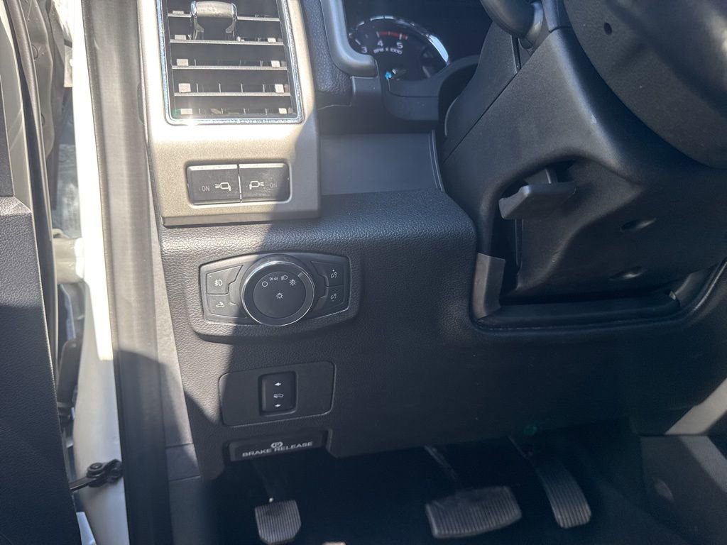 Used 2021 Ford F250 Lariat image 7
