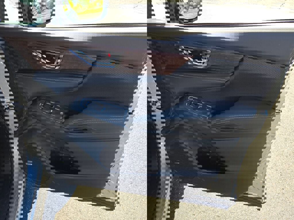 New 2025 Subaru Ascent Touring image 5