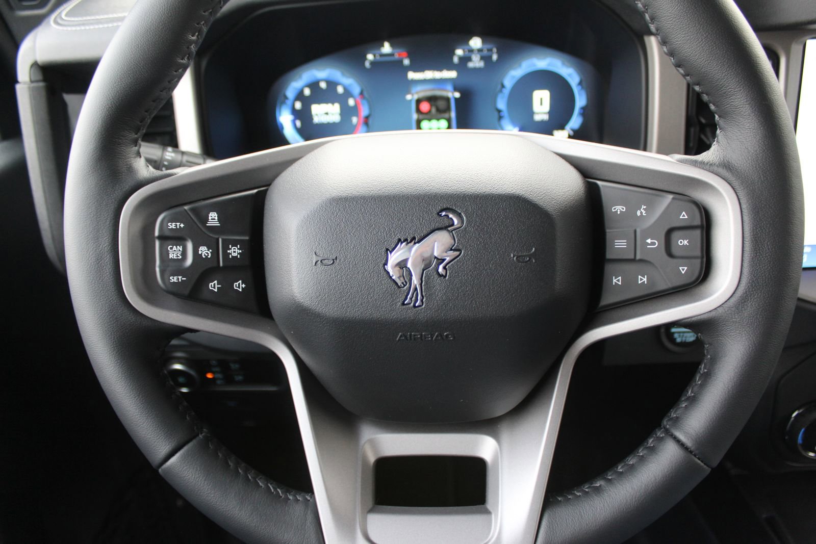 New 2025 Ford Bronco Outer Banks image 28