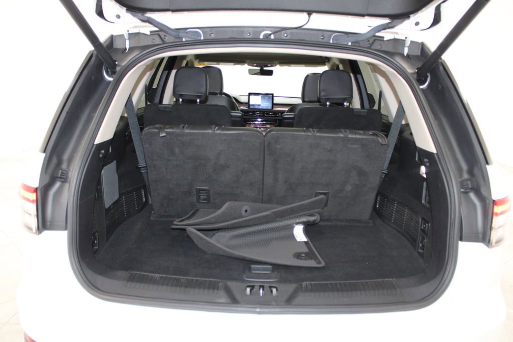 Used 2023 Lincoln Aviator Reserve w/ Jet Appearance Package AWD/4WD image 15