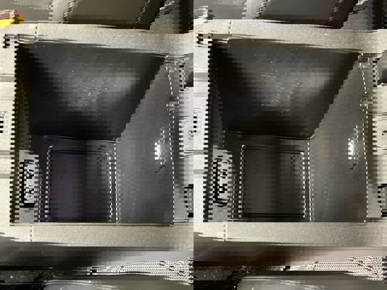 Certified 2022 Chevrolet Equinox Premier image 26