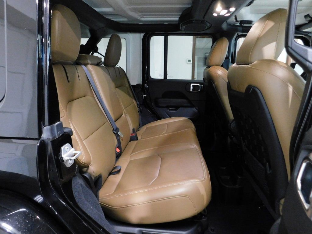 Used 2022 Jeep Wrangler Unlimited Rubicon 4xe w/ Dual Top Group image 94