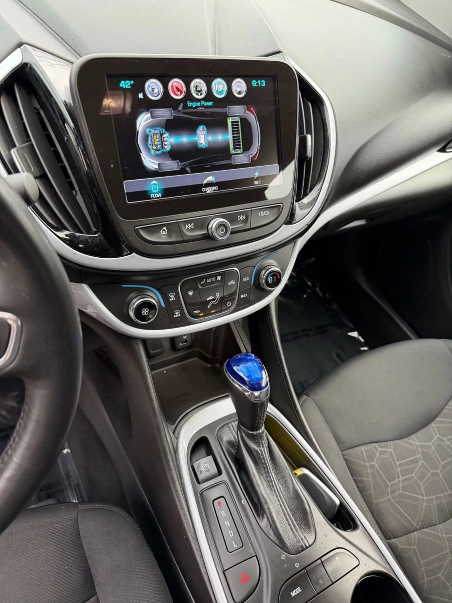 Used 2016 Chevrolet Volt LT FWD image 25