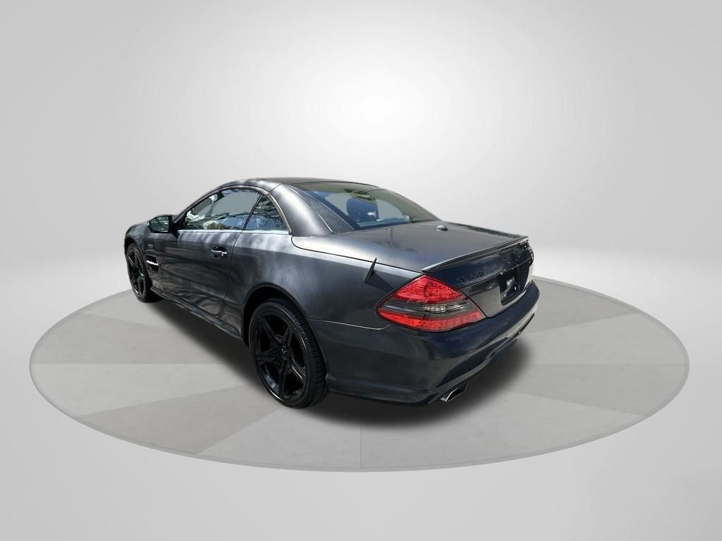 Used 2011 Mercedes-Benz SL 550 image 5