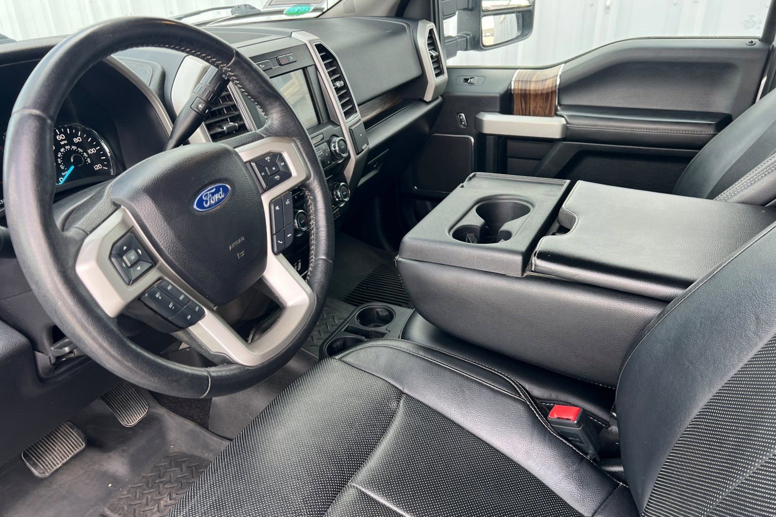 Used 2018 Ford F150 Lariat w/ Max Trailer Tow Package AWD/4WD image 10