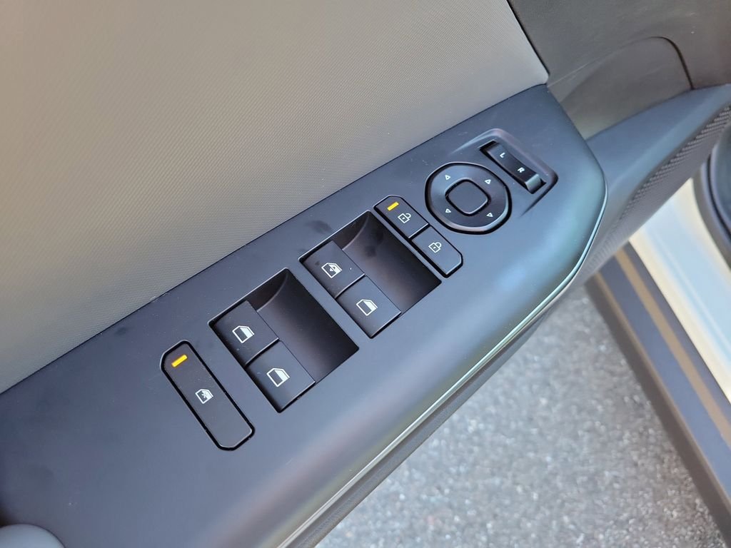 New 2026 Kia K4 FWD image 19