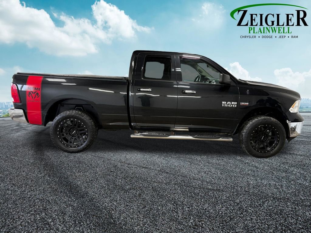 Used 2018 RAM 1500 Classic SLT image 13