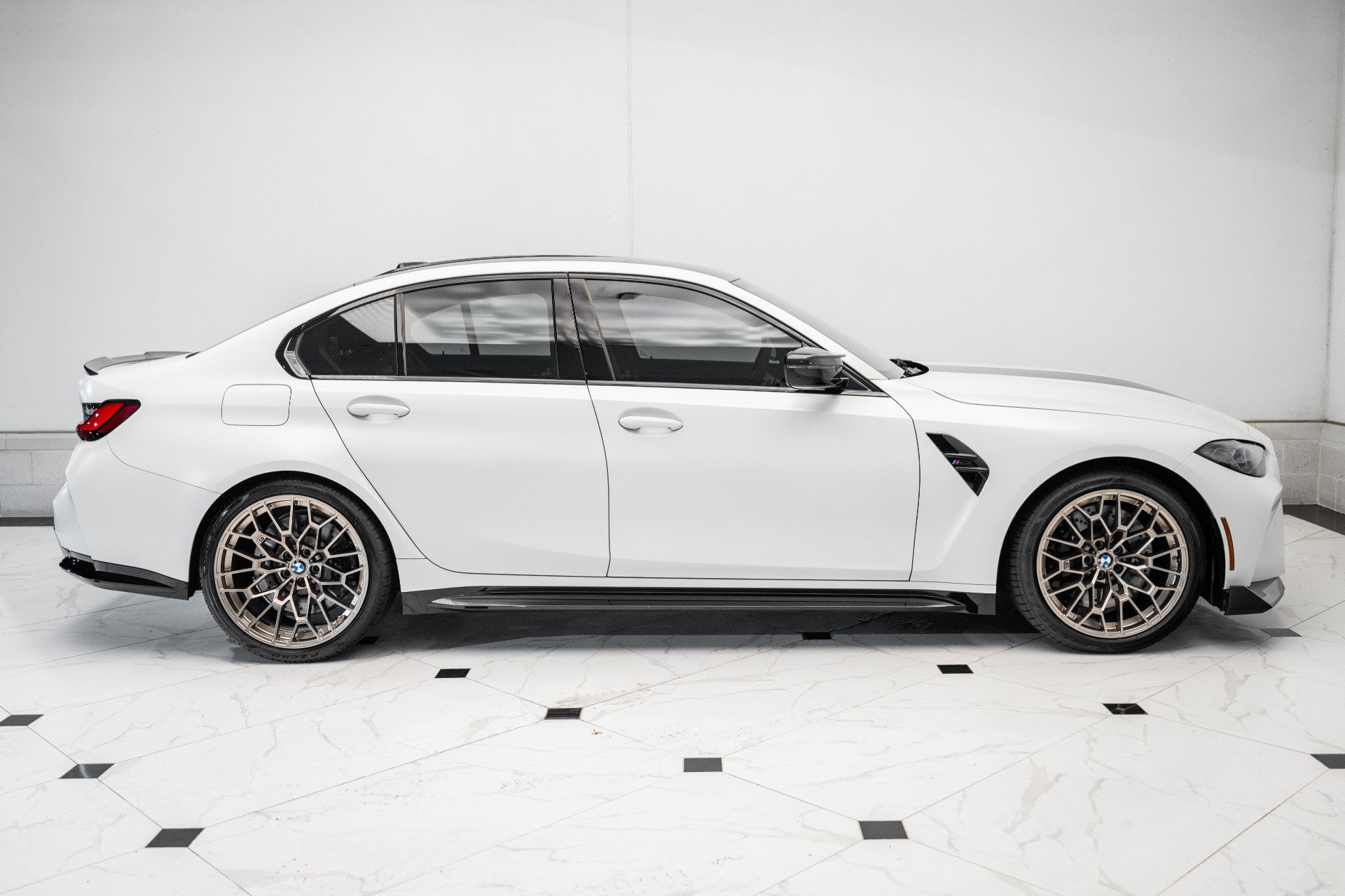 Used 2024 BMW M3 CS image 6