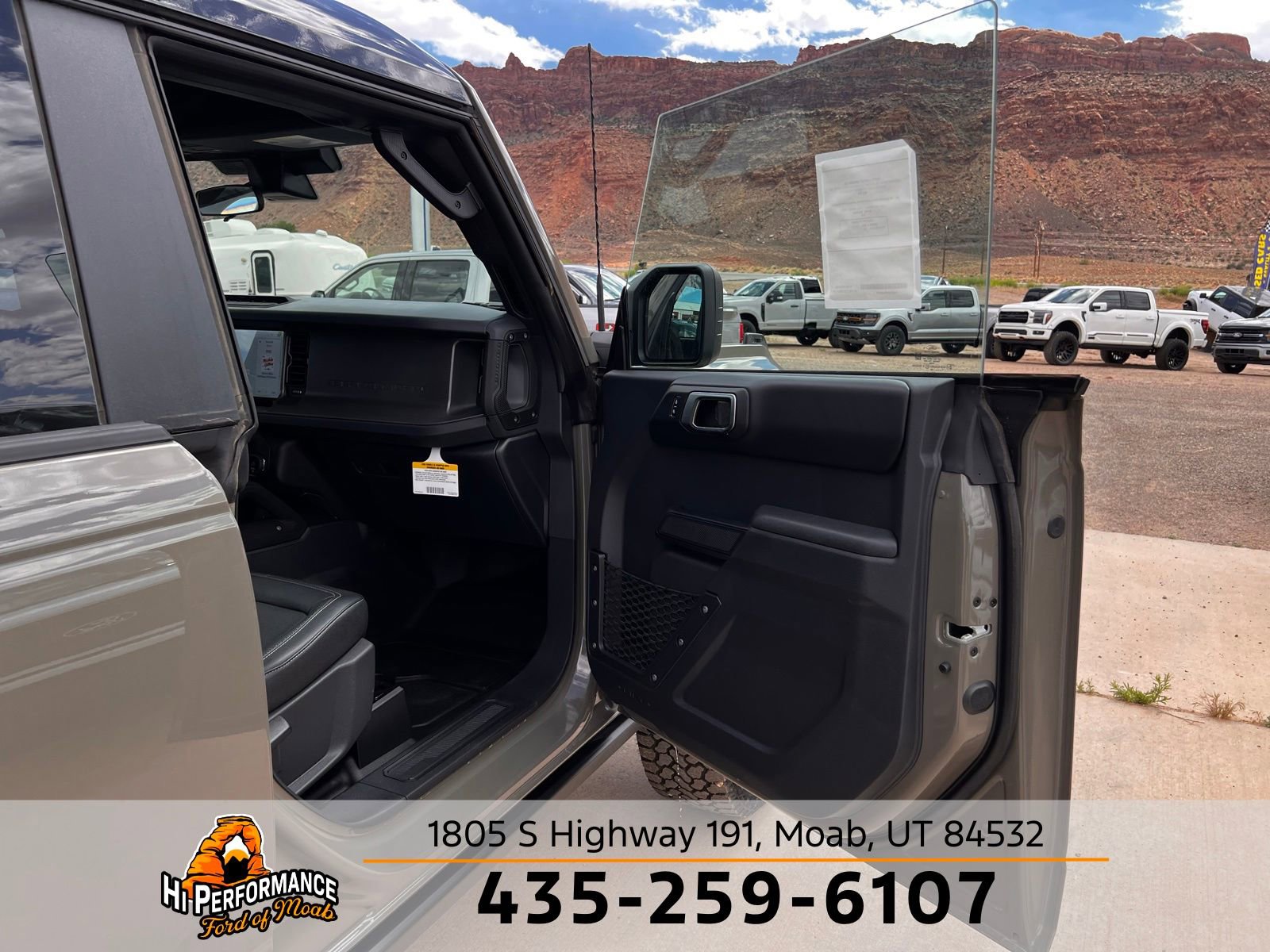 New 2026 Ford Bronco Badlands w/ Sasquatch Package AWD/4WD image 39
