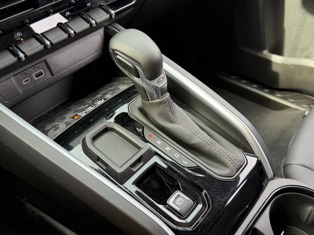 Used 2024 Chevrolet Colorado LT w/ LT Convenience Package III image 51