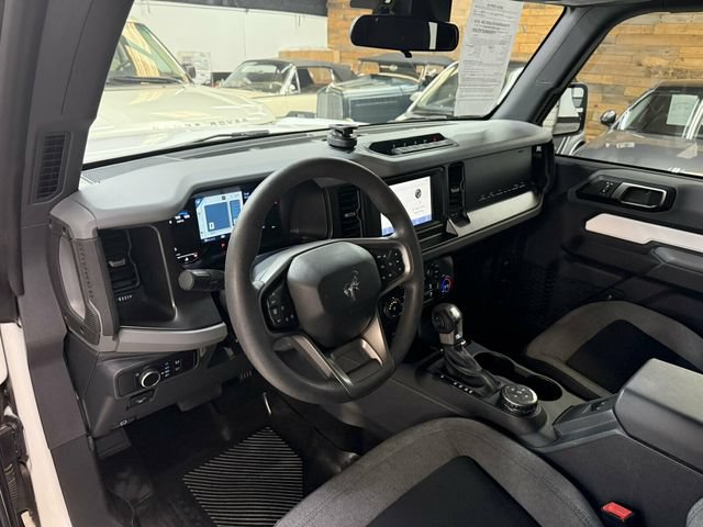 Used 2023 Ford Bronco 2-Door w/ Sasquatch Package AWD/4WD image 14