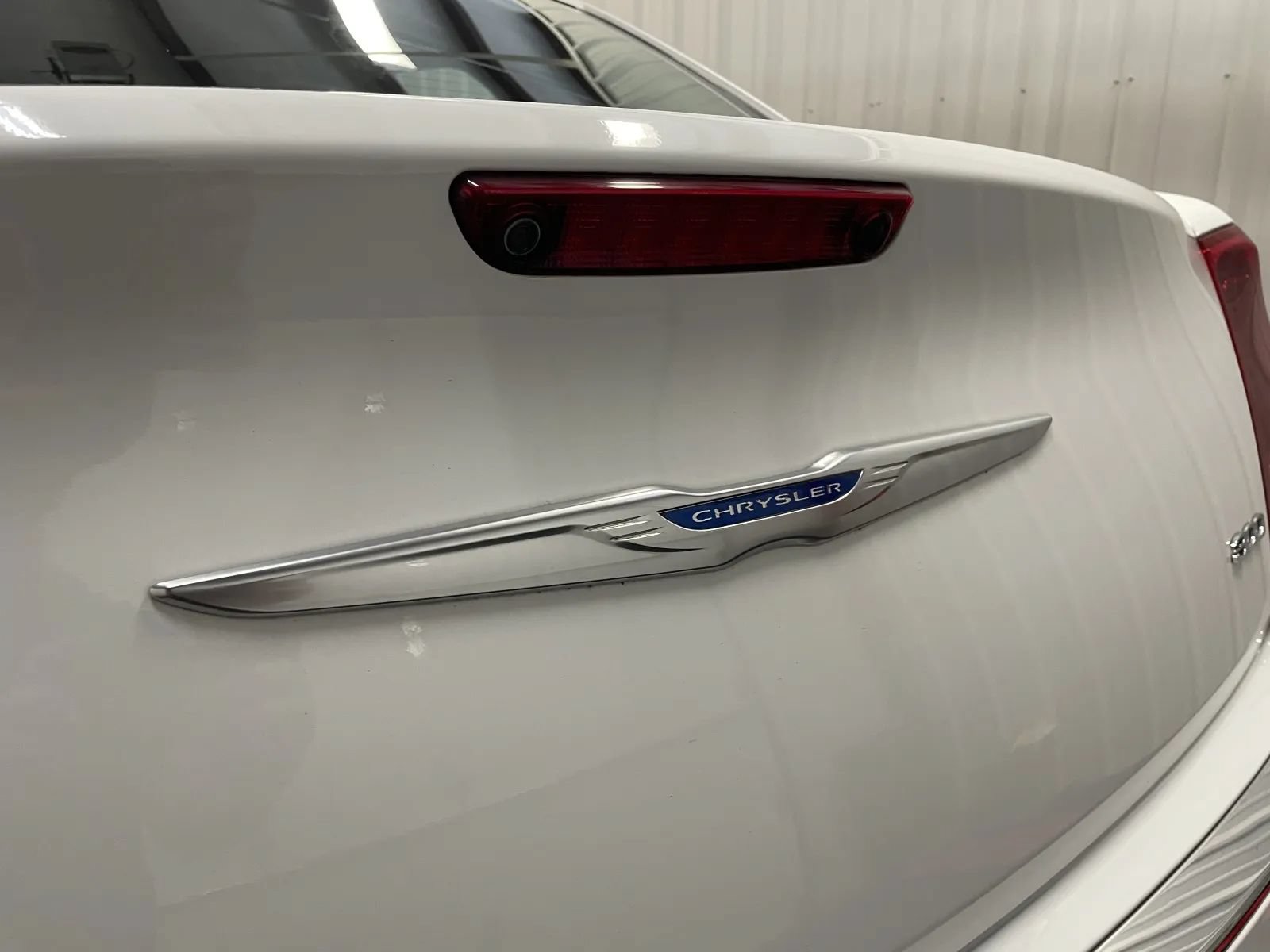 Used 2022 Chrysler 300 Touring AWD/4WD image 14