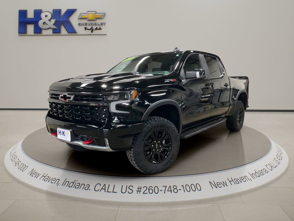 Used 2023 Chevrolet Silverado 1500 ZR2 image 3