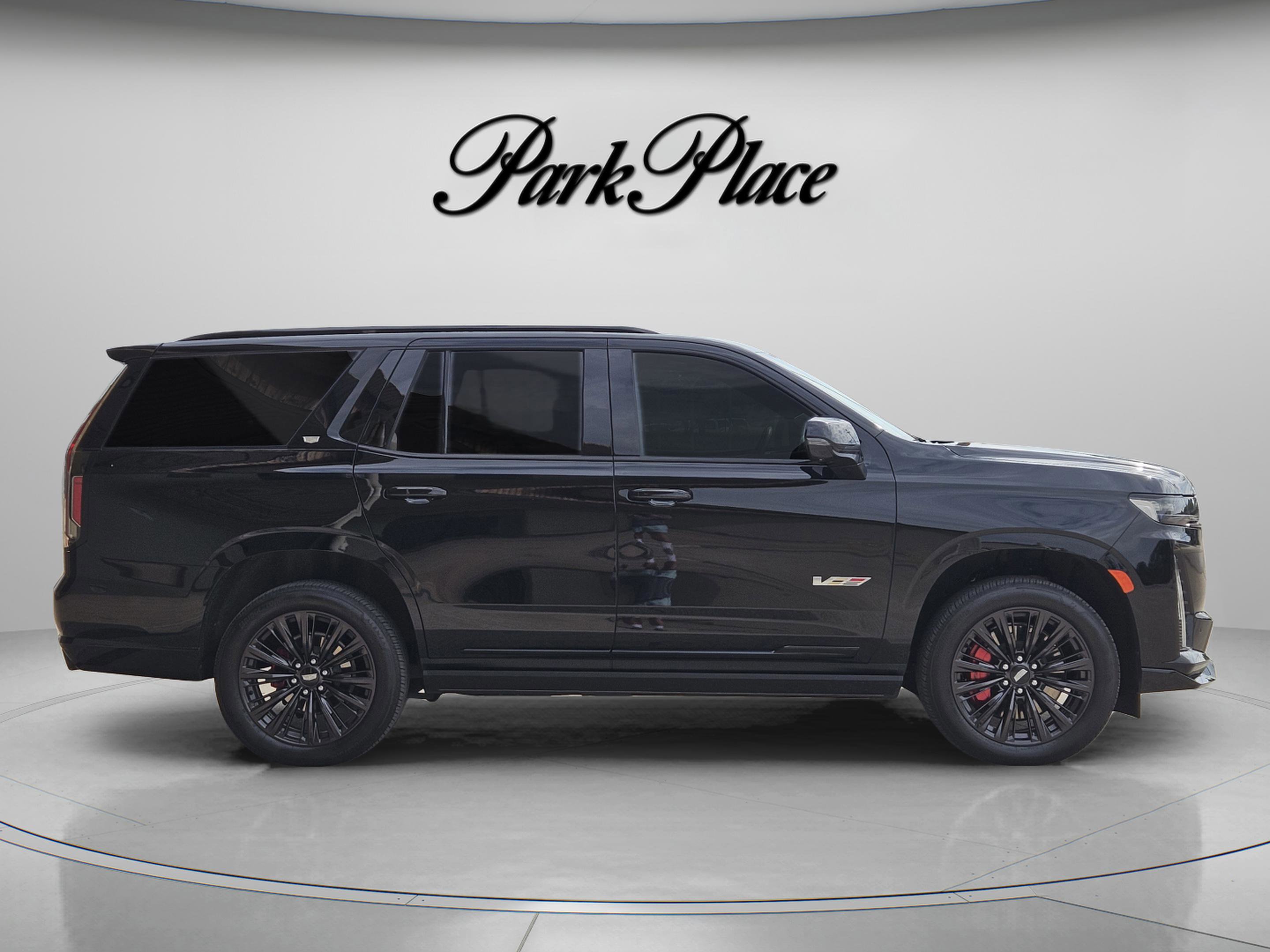 Used 2024 Cadillac Escalade V w/ LPO, ONYX Package AWD/4WD image 6