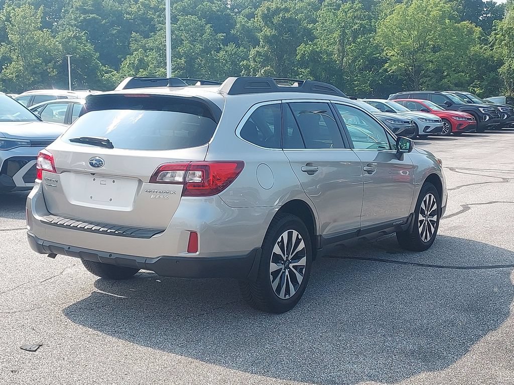 Used 2017 Subaru Outback 2.5i Limited AWD/4WD image 6