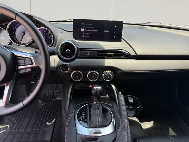 Used 2024 MAZDA MX-5 Miata Grand Touring RWD image 13