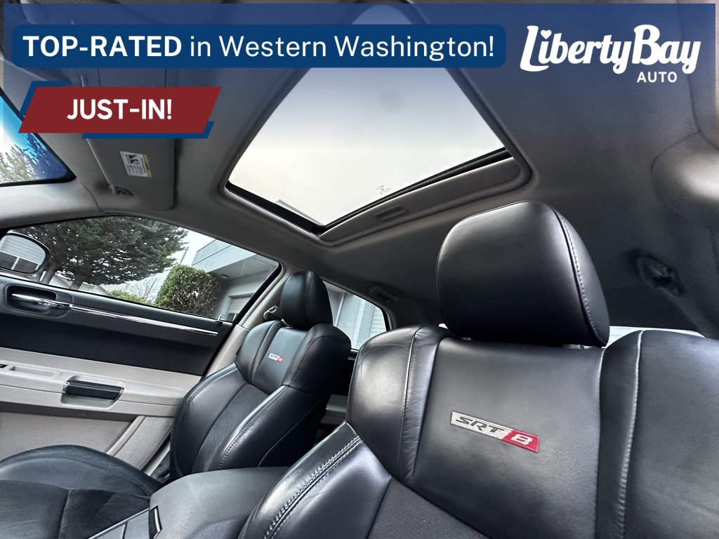 Used 2006 Chrysler 300 SRT8 w/ SRT Option Group II image 19