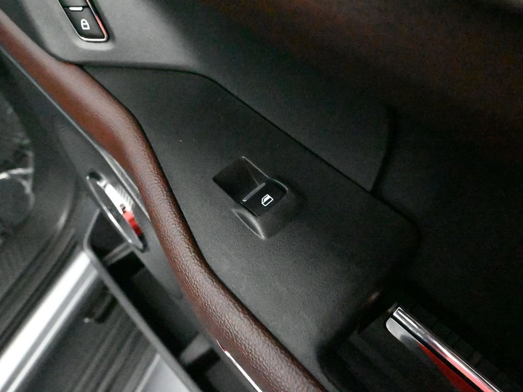 Used 2024 Ford Expedition Max Limited image 54