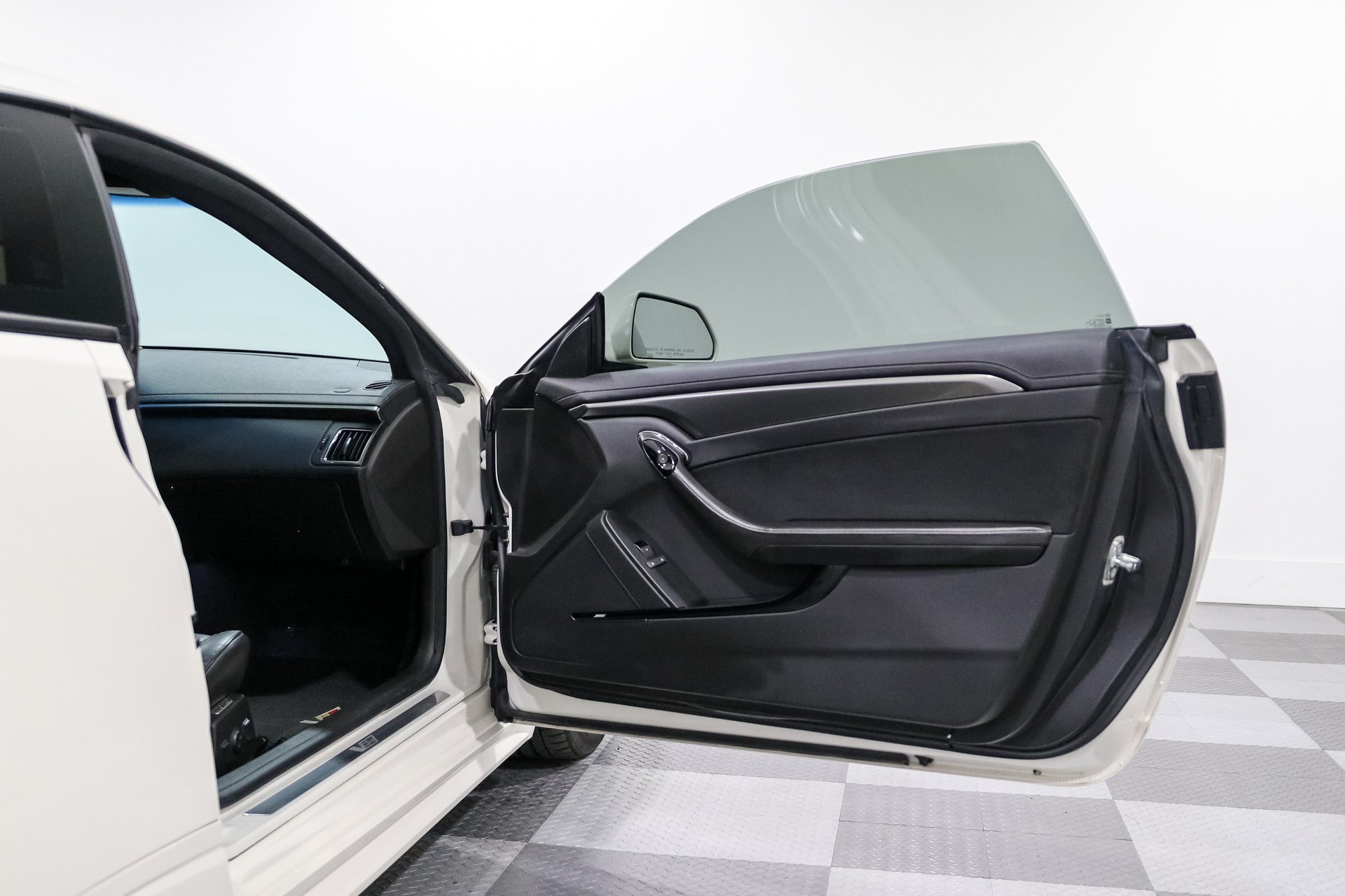Used 2011 Cadillac CTS V RWD image 13