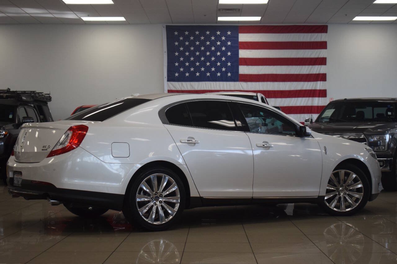 Used 2013 Lincoln MKS AWD image 29