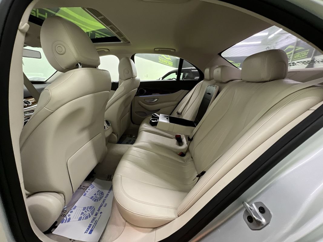 Used 2019 Mercedes-Benz E 300 4MATIC image 28