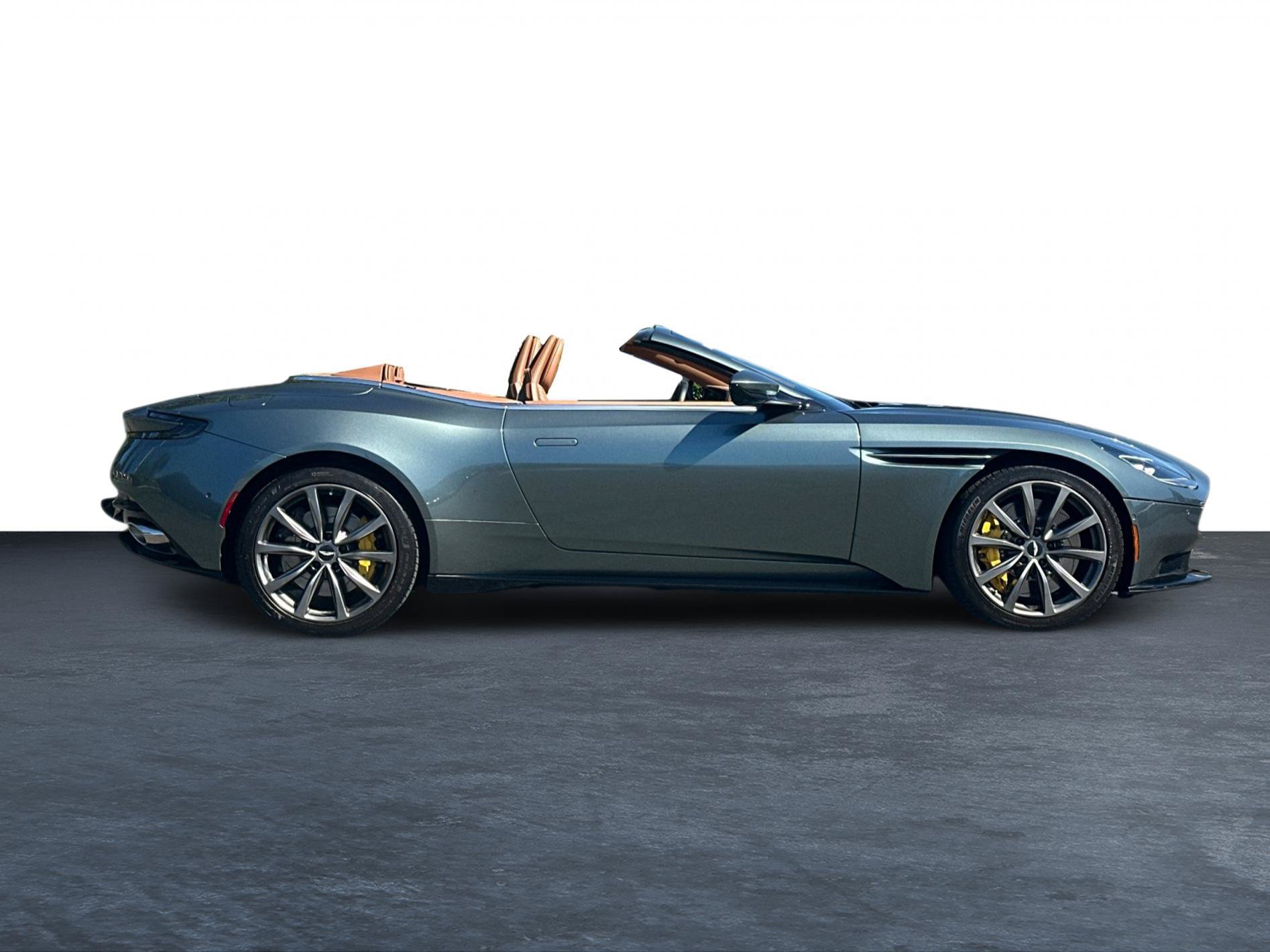 Used 2019 Aston Martin DB11 Volante RWD image 29