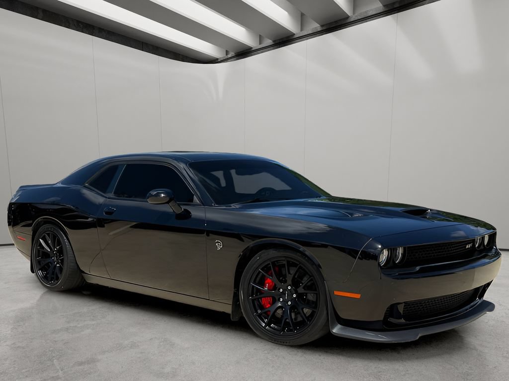 Used 2016 Dodge Challenger SRT Hellcat RWD image 8