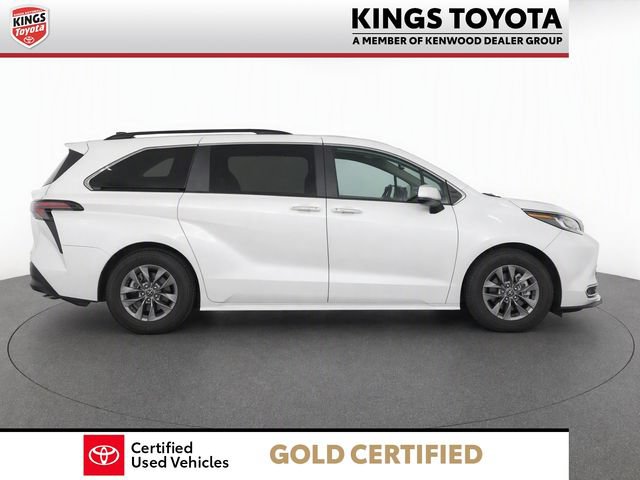 Used 2023 Toyota Sienna XLE w/ XLE Plus Package AWD/4WD image 10