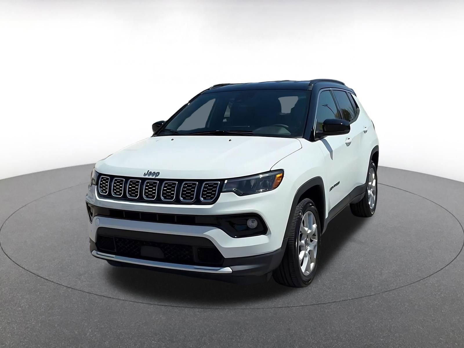 Used 2025 Jeep Compass Limited image 7