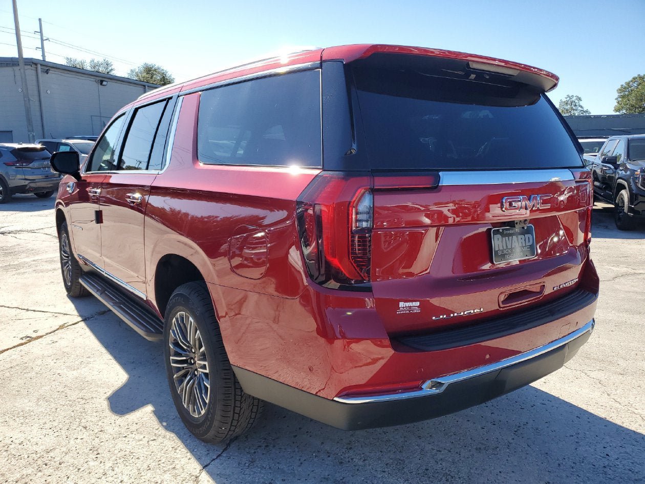 New 2027 GMC Yukon XL Elevation w/ Elevation Preferred Package RWD image 4