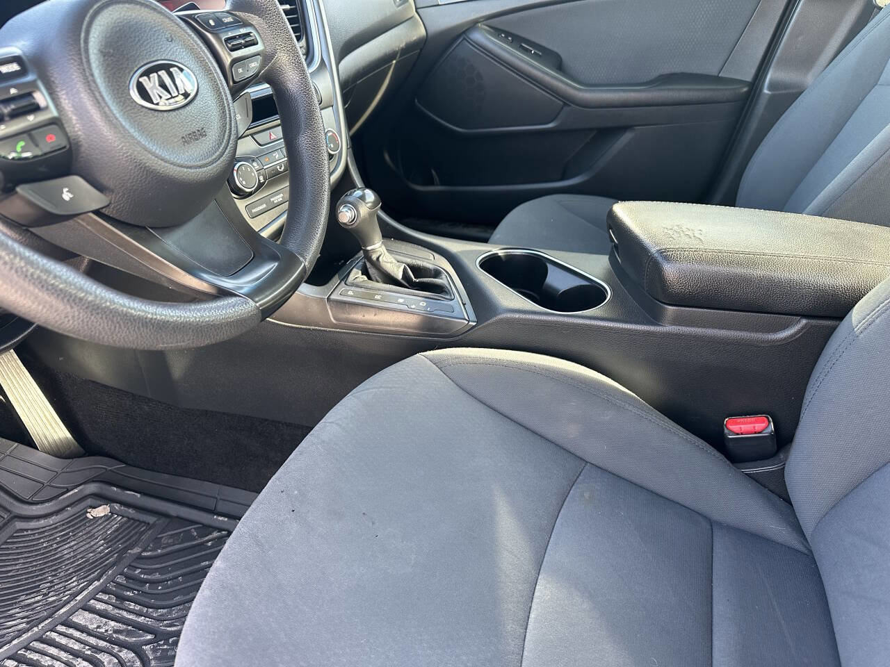 Used 2015 Kia Optima LX image 3