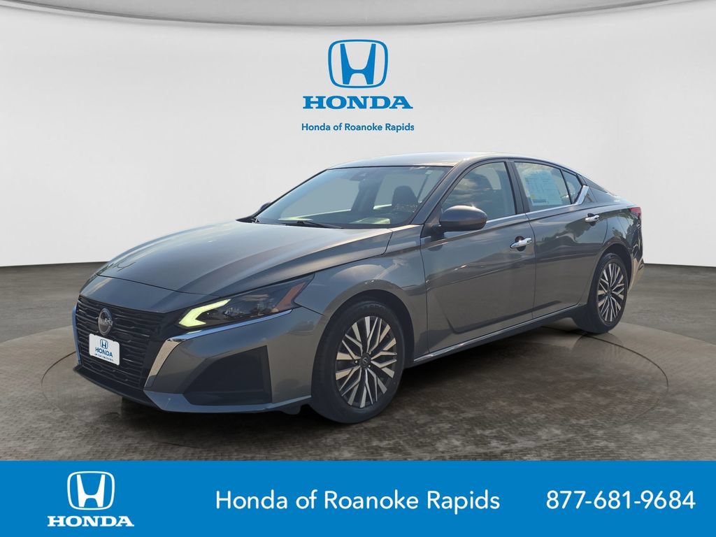 Used 2023 Nissan Altima 2.5 SV FWD image 1