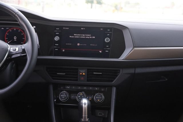 Used 2019 Volkswagen Jetta SEL Premium FWD image 23