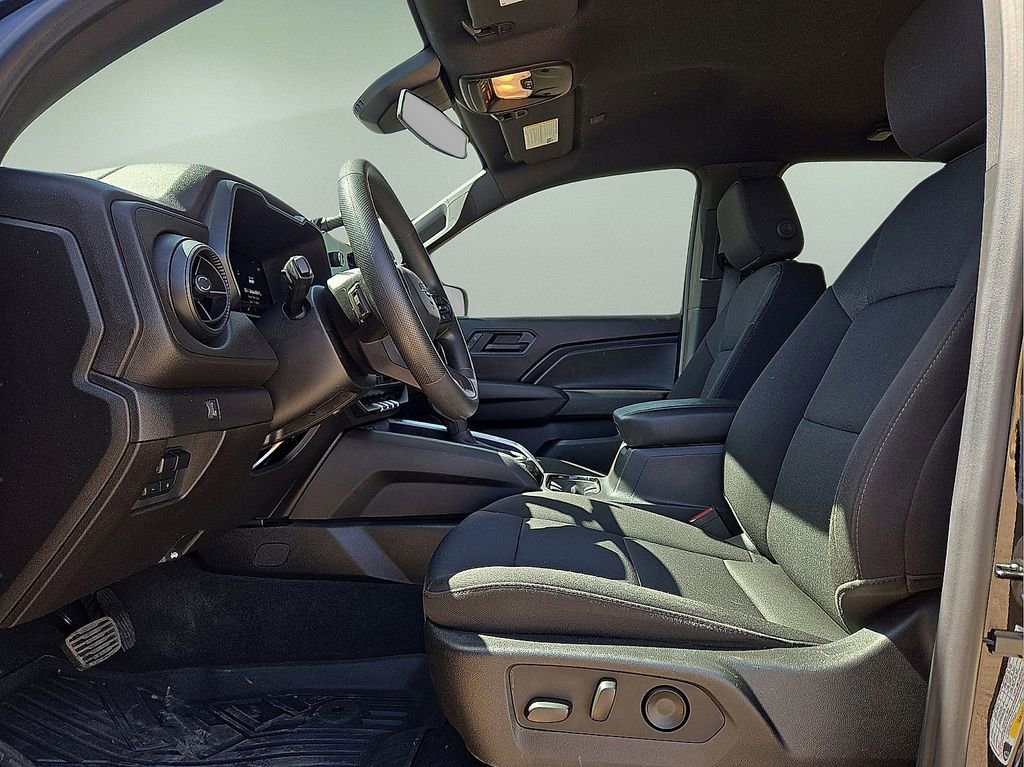 Used 2024 Chevrolet Colorado Trail Boss w/ Advanced Trailering Package image 20