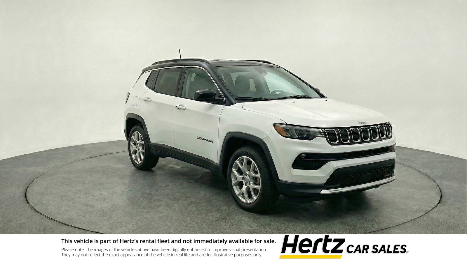 Used 2025 Jeep Compass Limited image 1