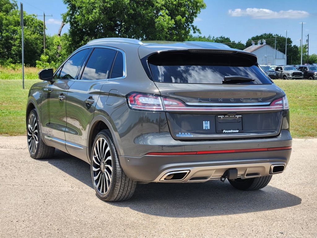 Used 2023 Lincoln Nautilus Black Label w/ Class II Trailer Tow Package AWD/4WD image 5