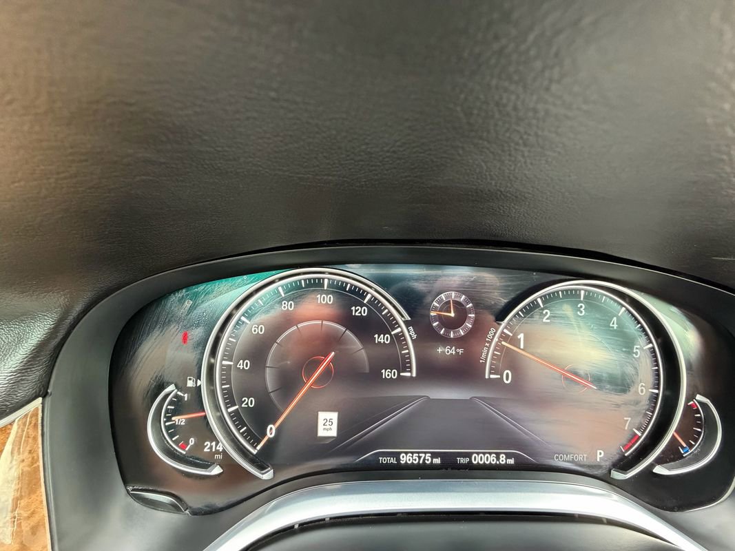 Used 2016 BMW 750i xDrive xDrive image 32